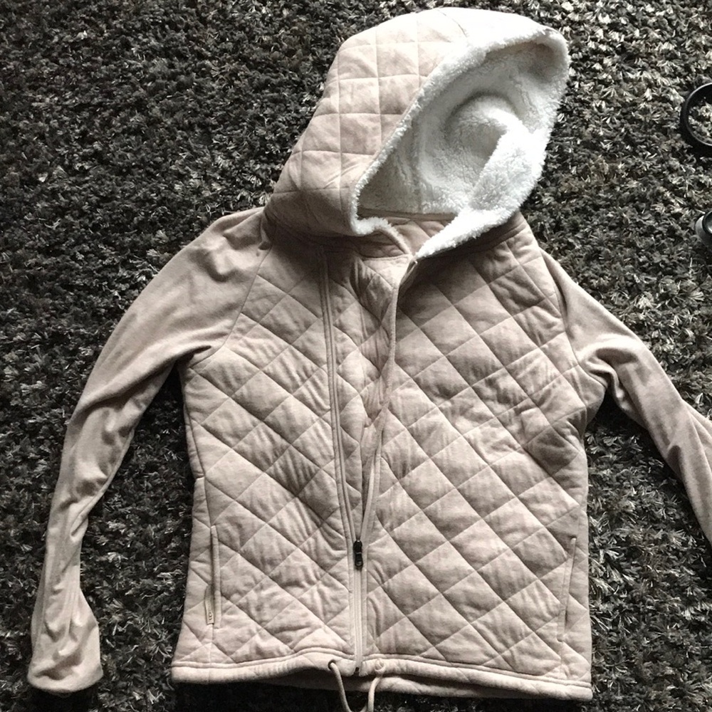Ugg quilted Sherpa hoodie.
